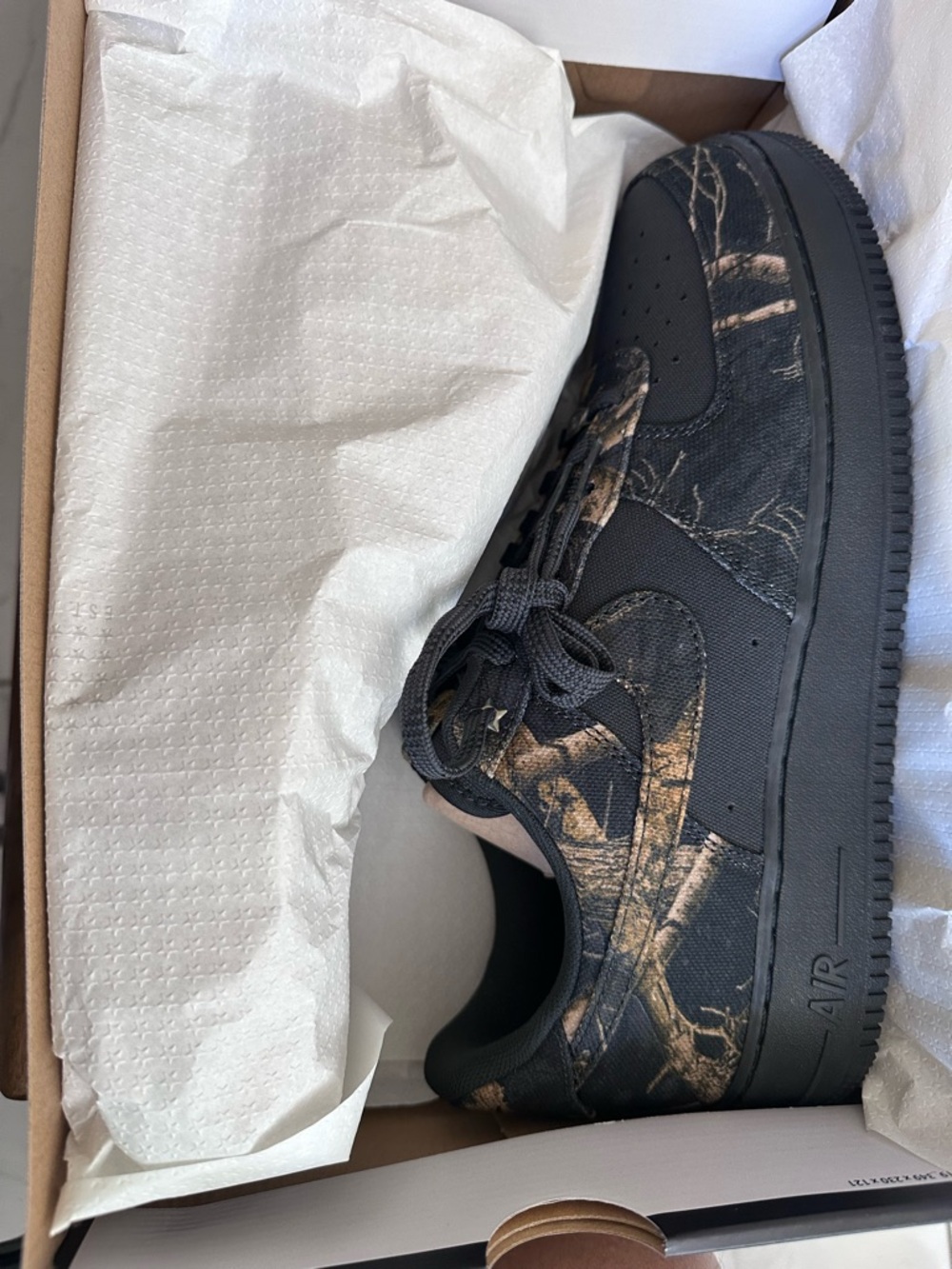Nike Black with Brown Camo Air Force 1 Low - Picture 4 of 15